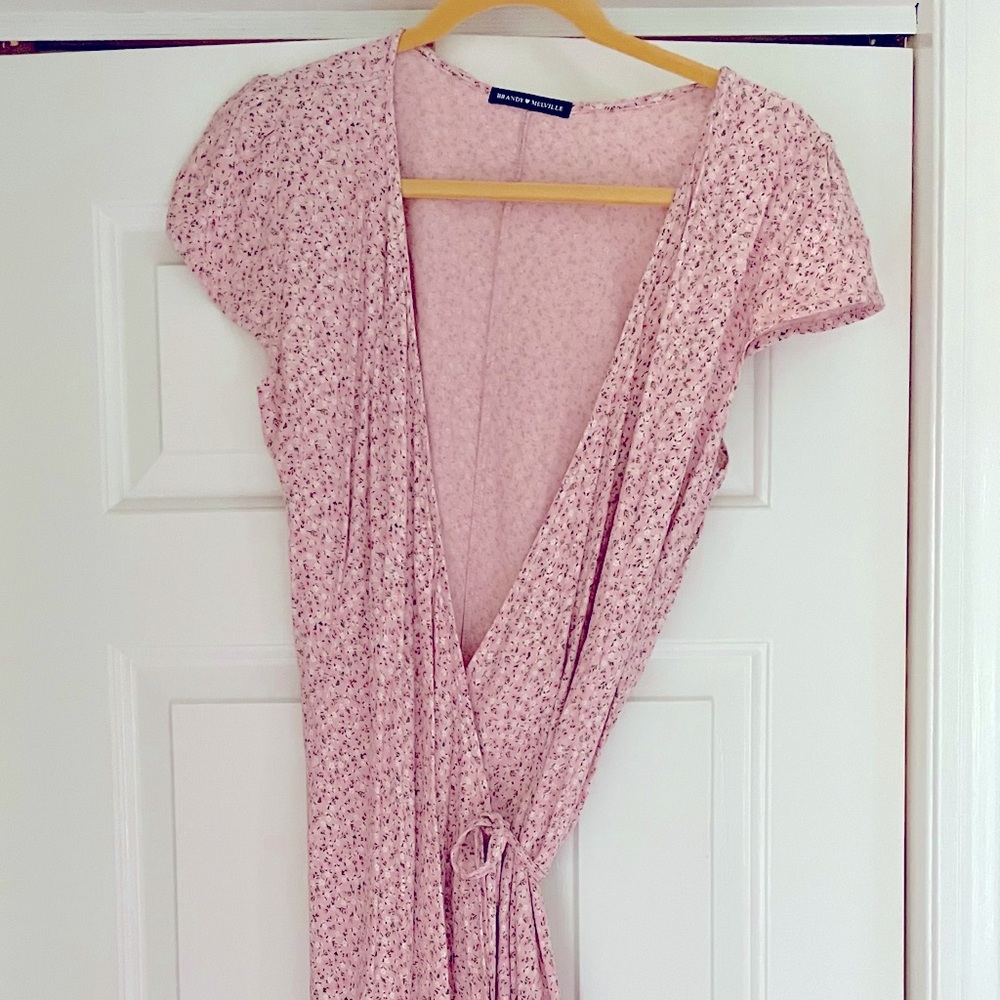 Brandy Melville wrap dress light pink. OS